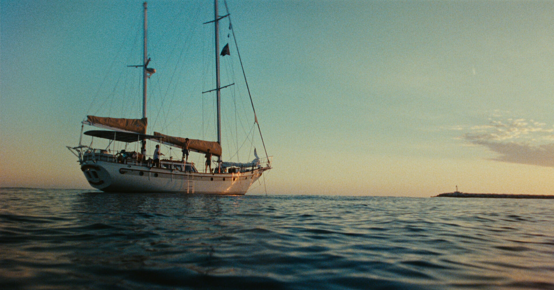 aether_sailing_deanbradshaw_1.95.4