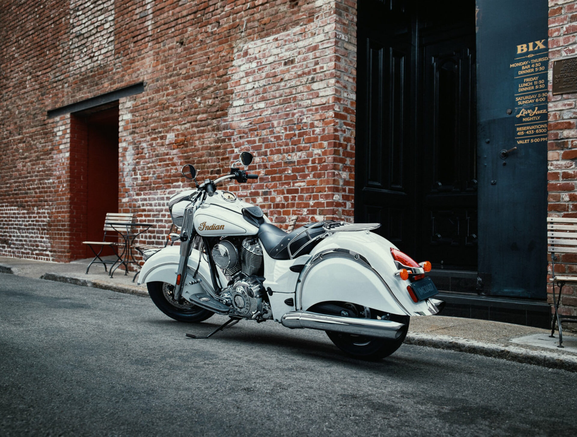 0106_CHIEFTAIN_URBAN_0125_FINAL