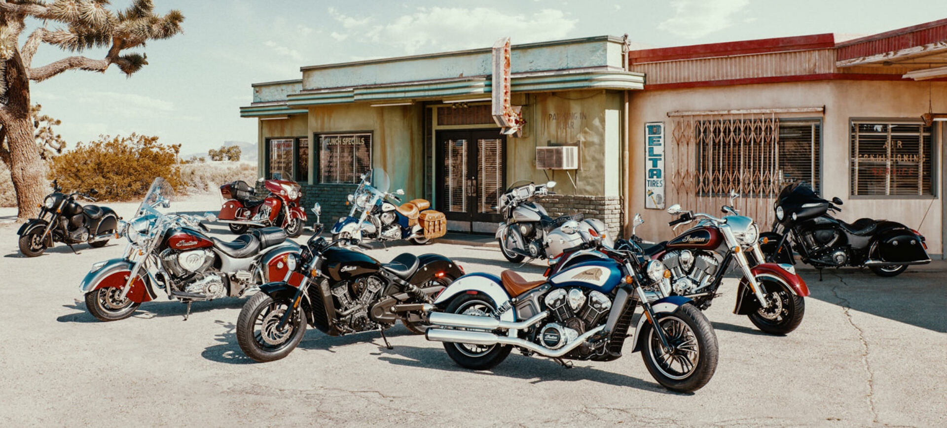 25_4ACES_FAMILY_Diner_H_0001
