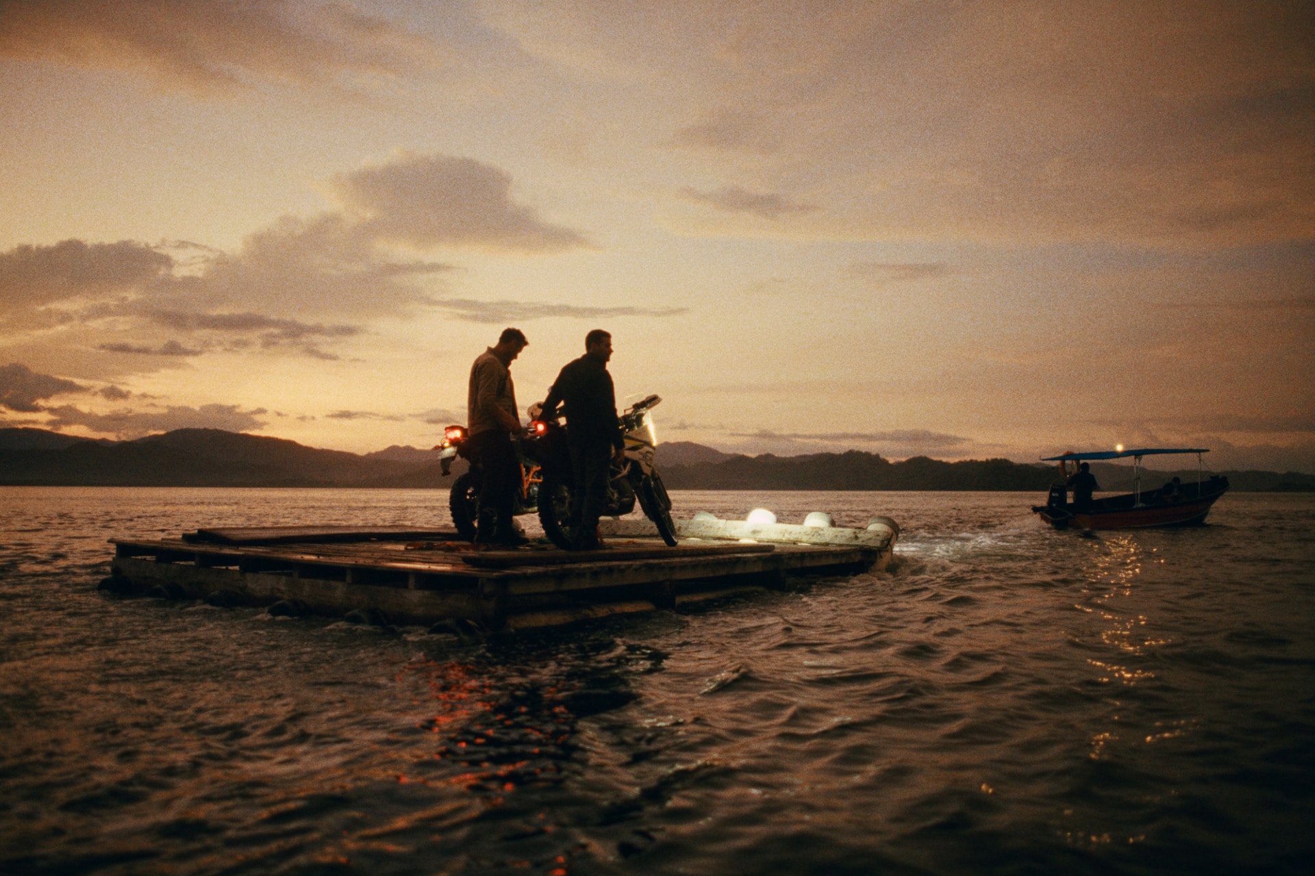 aether_apparel_1.96.1